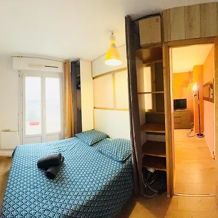 Superbe 2 Pièces Avec Grande Terrasse Appartamento